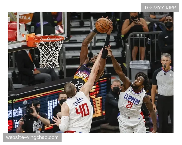 本场比赛艾顿低迷发挥,9分入账且无篮板惹关注 本场比赛艾顿低迷发挥,9分入账且无篮板惹关注